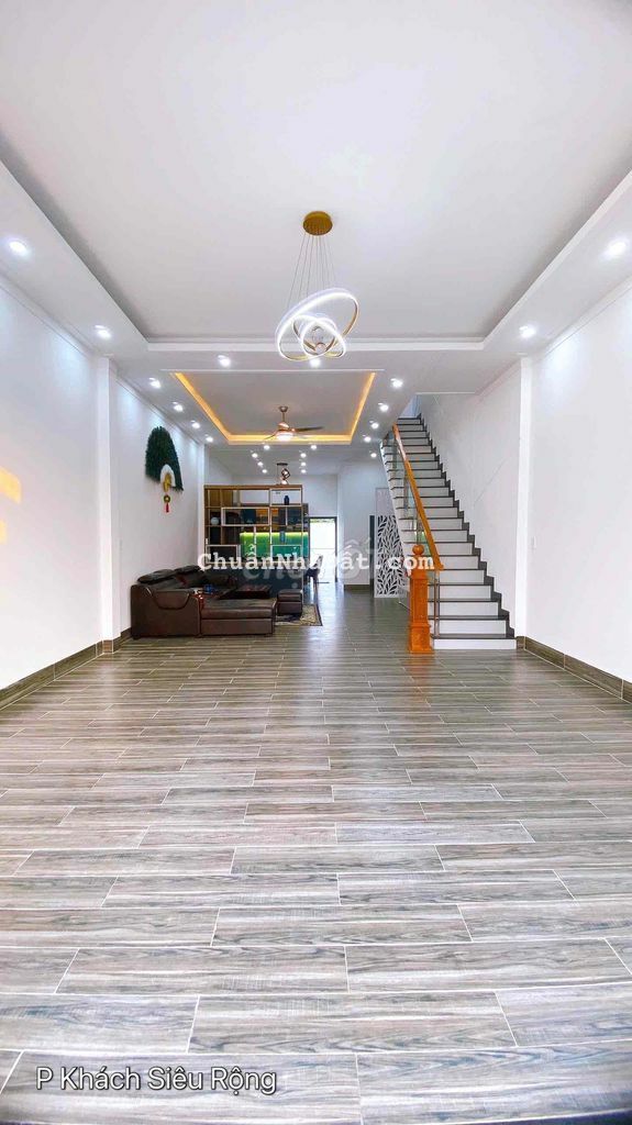 Nhà Phú Thọ Thủ Dầu Một giảm giá bán nhanh.