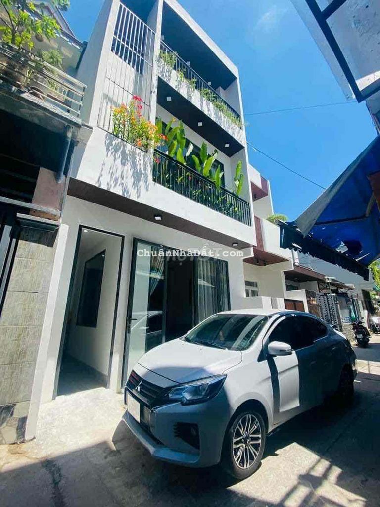 Hạ 400tr Cần Bán Nhà 3 tầng Kiệt oto Thái Thị Bôi