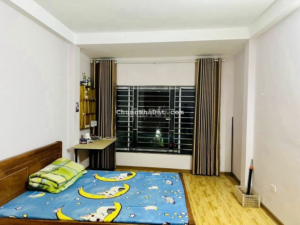 Gấp bán nhà Hữu Hoà DT rộng,gần ô tô,siêu thoáng giá chỉ 2.38 tỷ