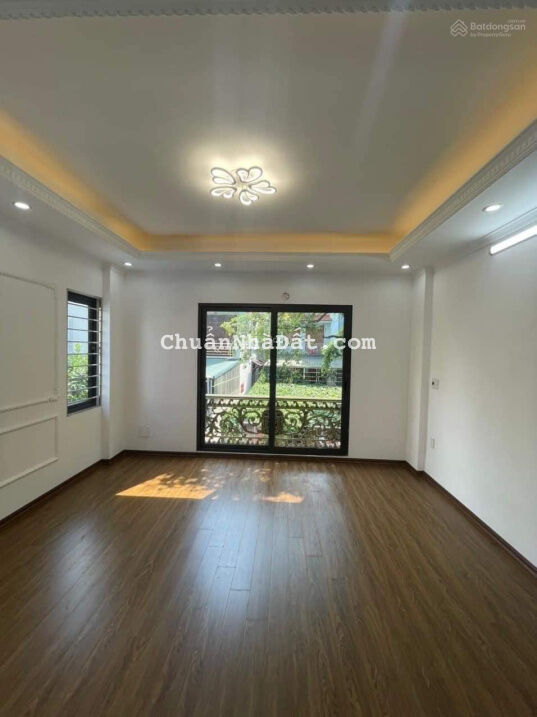 Bán nhà Lê Văn Lương Thanh Xuân giáp Cầu Giấy, nhà mới 6 tầng chỉ gần 5 tỷ