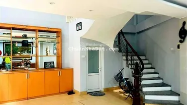 Bán nhà - Trường Chinh - Thanh Xuân - một nhà ra phố - nhà đẹp - ở luôn - tặng nội thất