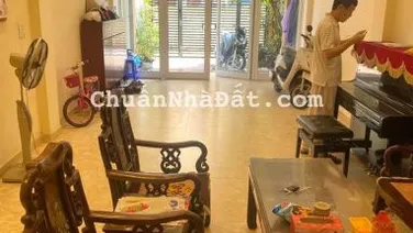 Bán nhà Quan Nhân, Thanh Xuân, Hà Nội S= 40m2, 5 tầng, MT 4m, giá 4 tỷ