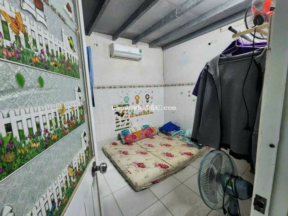 Nhà trung tâm lái Thiêu