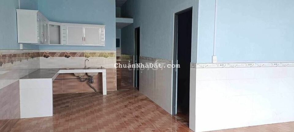 BÁN NHÀ TRẢNG BOM ĐƯỜNG NGUYỄN HOÀNG 97M2, GIÁ 950, SỔ RIÊNG