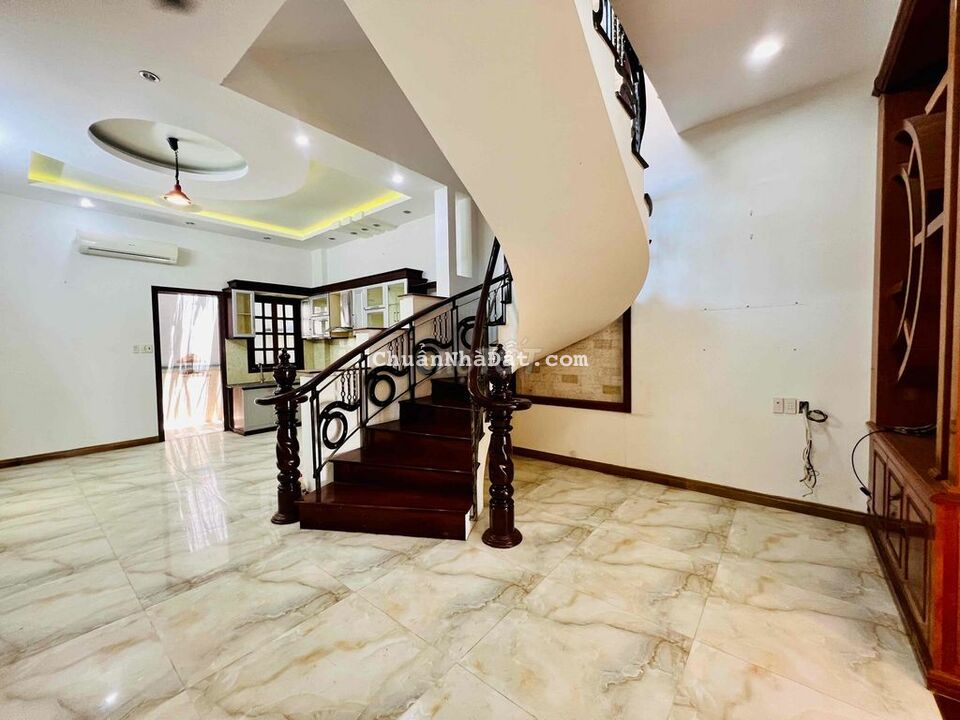 NHÀ MẶT TIỀN NGUYỄN TRI PHƯƠNG CẦN BÁN P7 TPVT