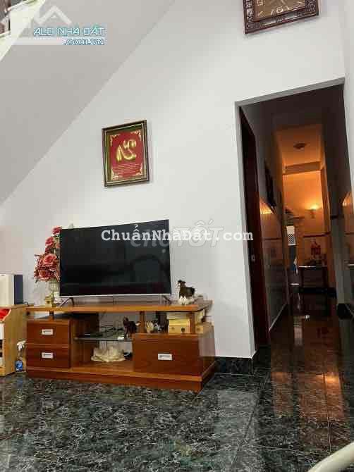 BÁN NHÀ ĐẸP DIỆN TÍCH RỘNG HẺM 5M TRUNG TÂM P8 VT. GẦN BIỂN BÃI SAU