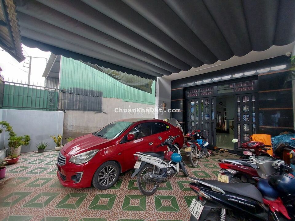 113 CĂN GIÁ NGÔP  - GIẢM 3,5 Tỷ - 200M2 - NHÀ MẶT TIỀN GÍA TRONG HEM.