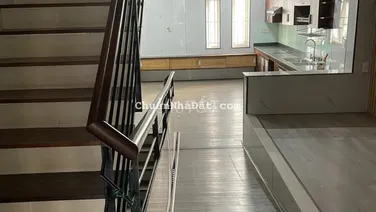 Chính chủ cần bán gấp căn nhà 4 tầng P15, Q Tân Bình giá 8,2 tỷ
