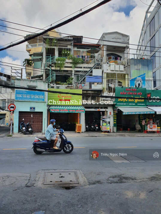 Bán nhà mặt tiền đường kinh doanh đa ngành sầm uất. Vị trí đẹp kế bên trường đại học Hồng Bàng