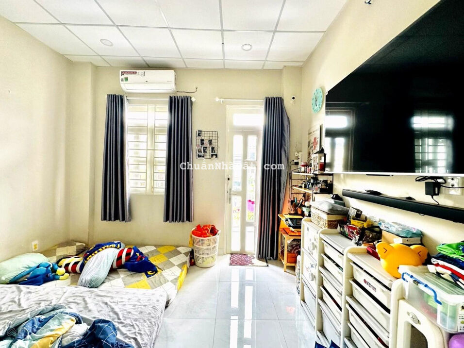 Bán nhà mặt tiền đường Bình Tân 4 phòng ngủ 78m2 giá rẻ chỉ 7.5 tỷ sổ hồng riêng
