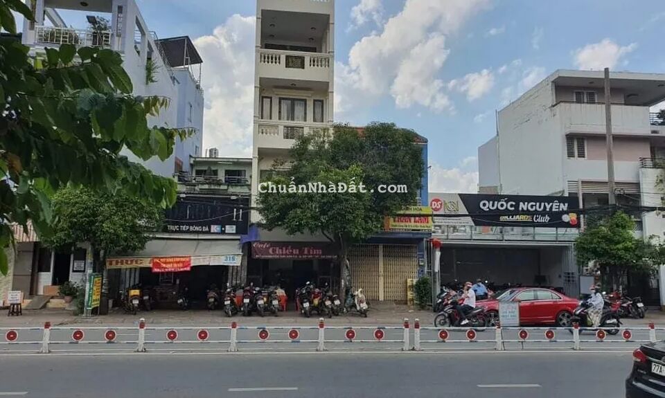 Bán nhà mặt tiền vị trí kinh doanh 12m đường Nguyễn Thái Sơn, P4, GV 126m2 nở hậu