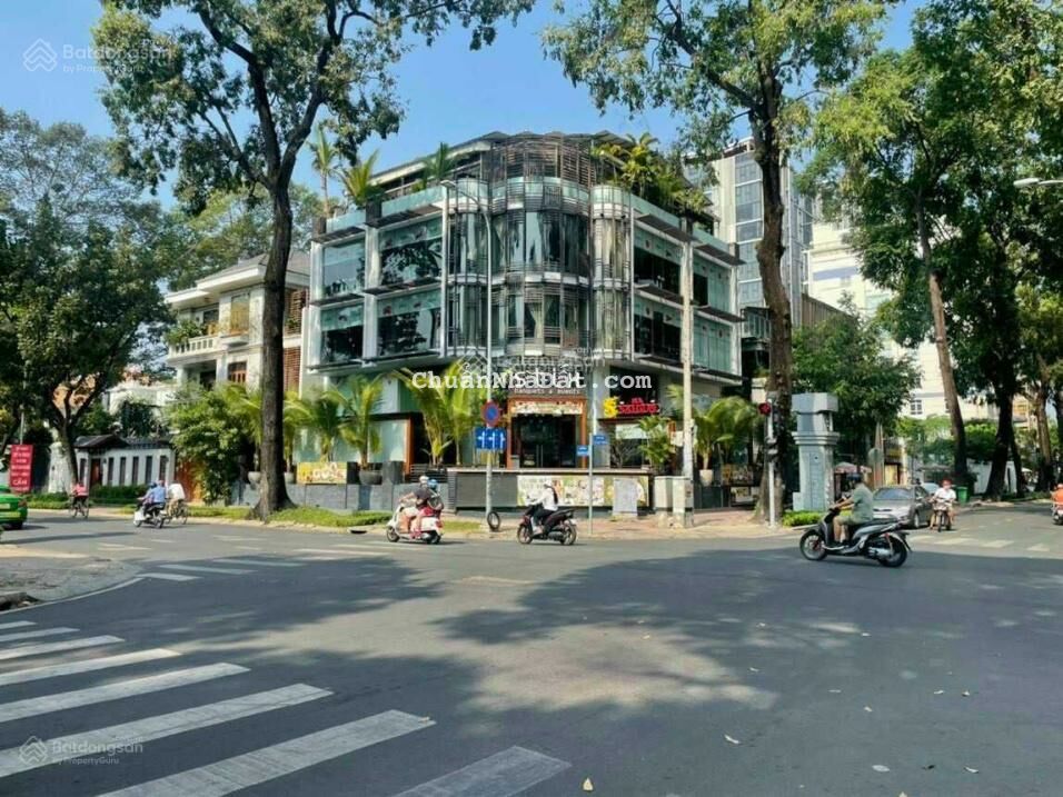 Bán nhà góc 2MT ngay Trường Chinh, Phường 15, Quận Tân Phú, 16x22m, 3 tầng, giá 45 tỷ