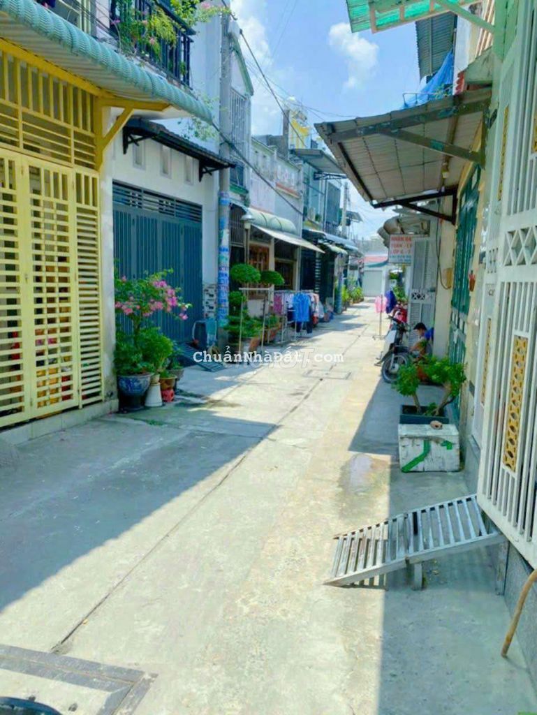 Bán nhà lầu đẹp 2PN gần ngã 5 Nguyễn Thị Tú Vĩnh Lộc B