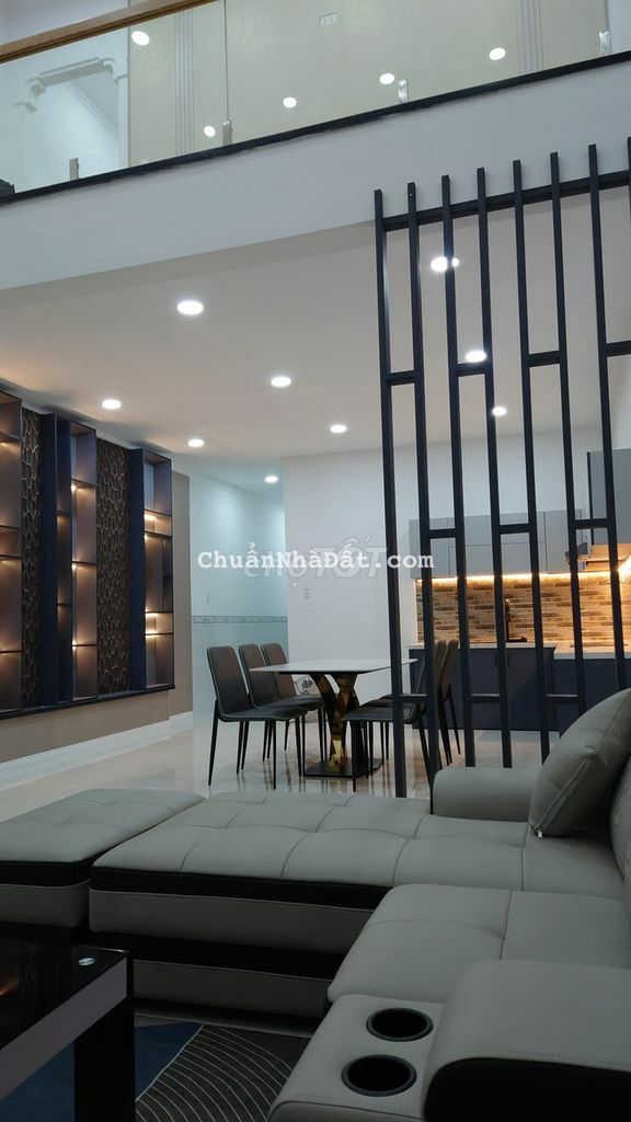 Nhà mới siêu đẹp giá tốt trung tâm Long Khánh