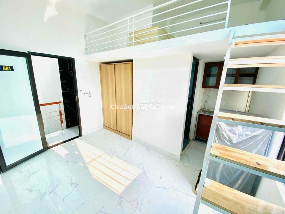 Cần Bán Apartment Khương Trung_Lô Góc_7 tầng thang máy_12 PKK_DT 800tr