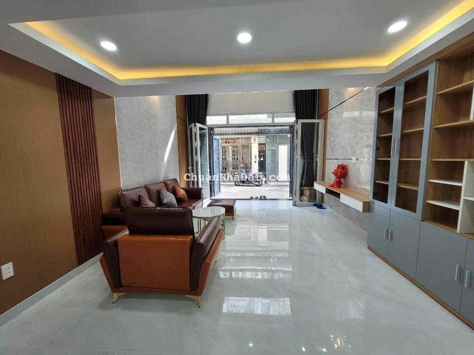 Chính chủ bán nhà 4 tầng (5PN) HXH ngay Aeon Tân Phú; 4,2x15 (63m); n