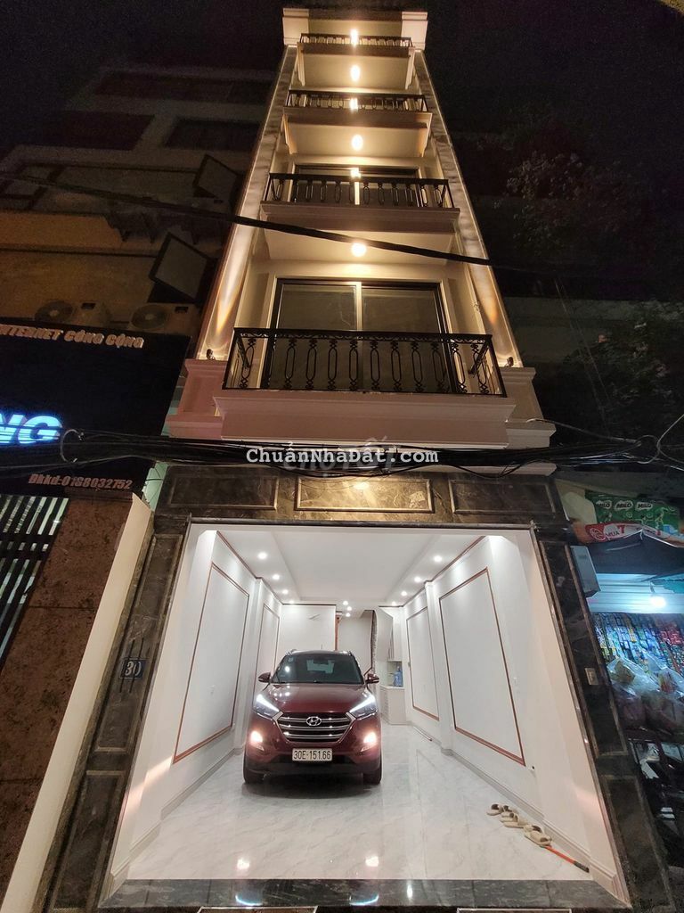 Bán nhà Trần Quang Diệu,60m, 7tầng, thang máy, thông sàn, ô tô, lô góc