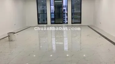 Chính chủ cho thuê nhà số 15b Nguyễn Thị Thập. Diện tích 90m2 x 7 tầng. Lh 0866696199