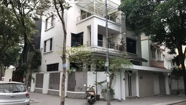 Cho thuê biệt thự StarLake - Diện tích 380m2 - 4 tầng, có đủ nội thất, có thang máy - giá 120 triệu