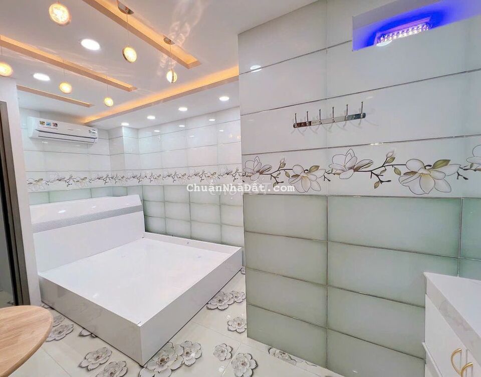 Cho thuê CHDV nội thất đầy đủ 30m2 , nhà mới , Dương Bá Trạc P1 Q8