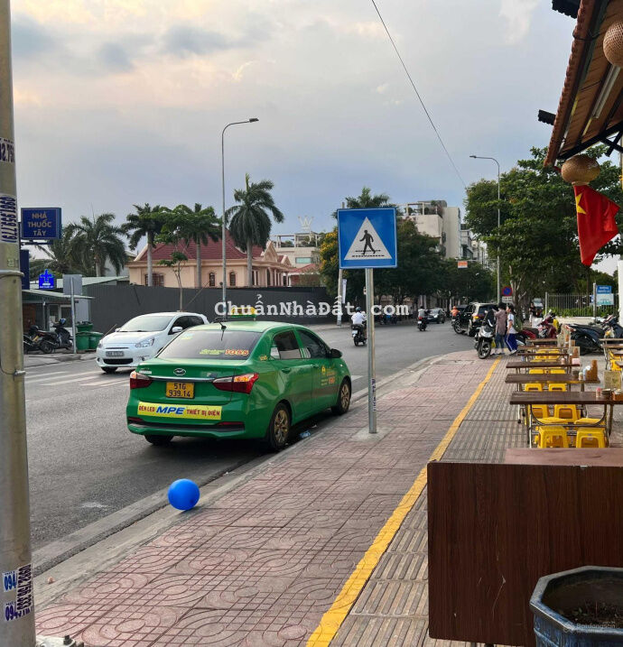 Mặt tiền rộng! Cho thuê mặt bằng Nguyễn Văn Hưởng 68m2 chỉ 39tr/tháng