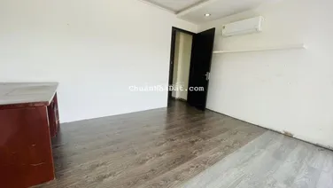 Cho thuê MB cửa gương nhìn view đường tầng 1 MT gần Nguyễn Văn Linh