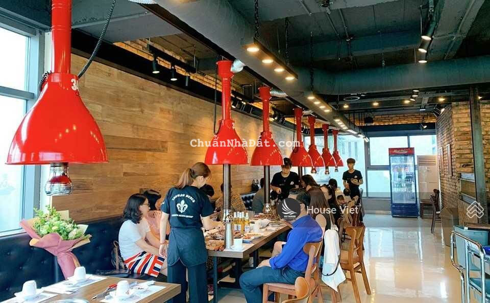 Nhà mặt tiền ngay sát Nguyễn Văn Linh cho thuê - Viet House