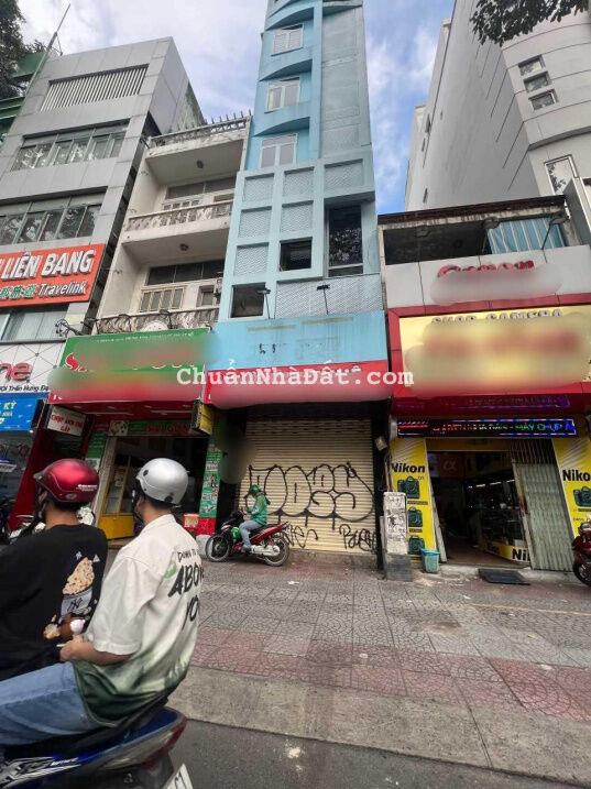 Cho thuê gấp mặt tiền siêu đẹp Trần Hưng Đạo Quận 1 DTSD 800m2