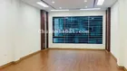 Cho thuê nhà thuộc khu phân lô phố Láng Hạ. 50m2 x 4T. Mỗi tầng chia 2p, ô tô đỗ cửa. 16tr/th