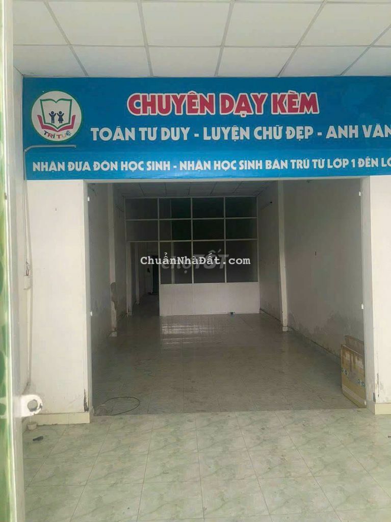 Nhà cấp 4 4×25 cho thuê giá 5tr đường Đê Bao Vấp 2