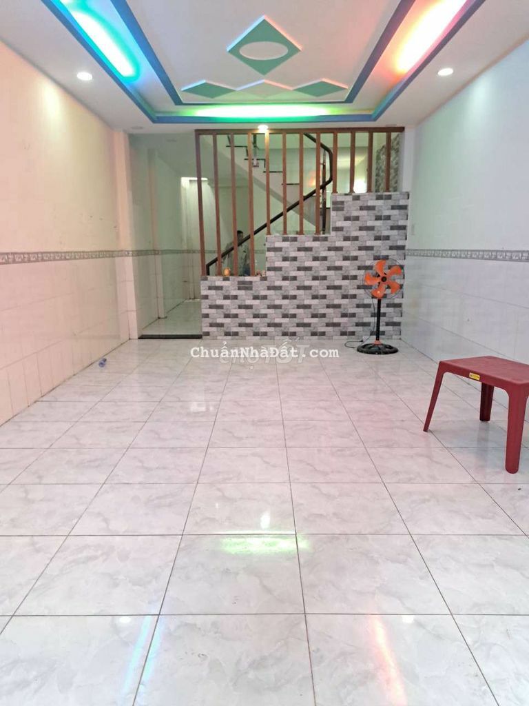 5triệu nhà mới.gần ngã 5 Vĩnh Lộc.