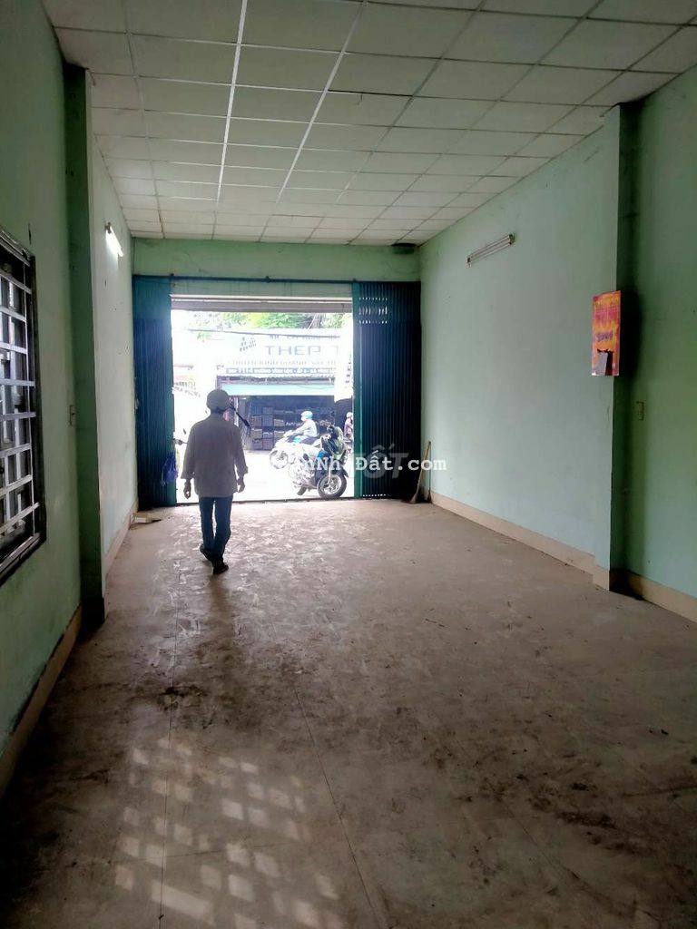 Nhà mặt tiền đường vĩnh lộc 80 m. Thuận lợi buôn bán