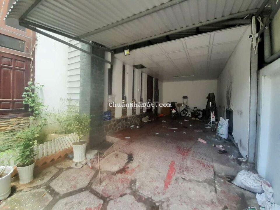 CHO THUÊ NHÀ 300M2 GẦN VINCOM 550 DĨ AN