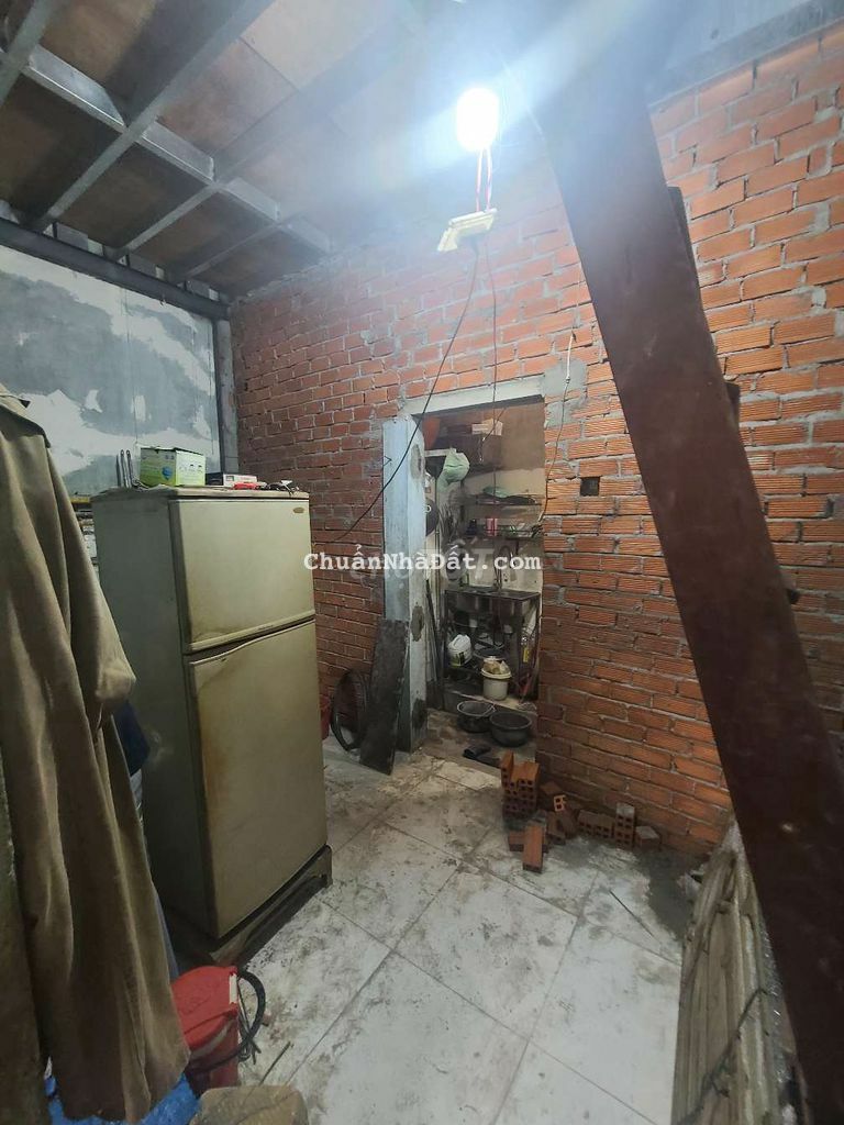 Cho thuê nhà mặt nguyễn Văn Khối đang sửa mới