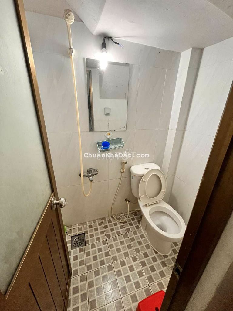 Nhà 2 lầu, 4x10m, 2pn, 3wc, gđinh, kd online