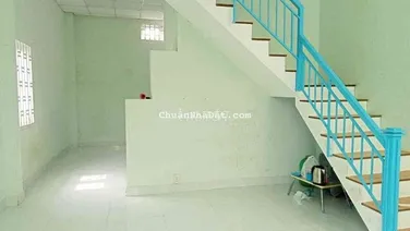 nhà thị trấn hóc môn cho thuê