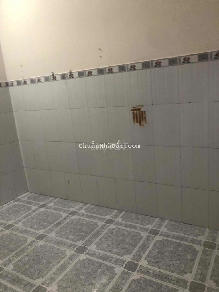 nhà đúc lững cho thuê lâu dài hóc môn