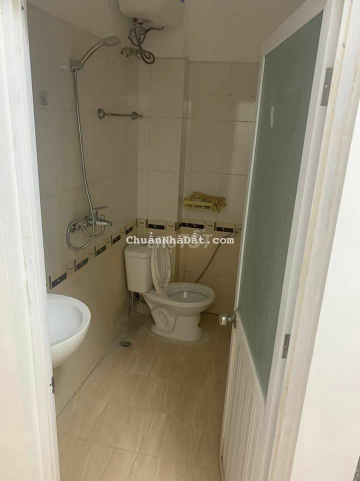 Cho thuê nhà 467 LĨNH NAM, 5 ngủ full đồ, có ở nhóm