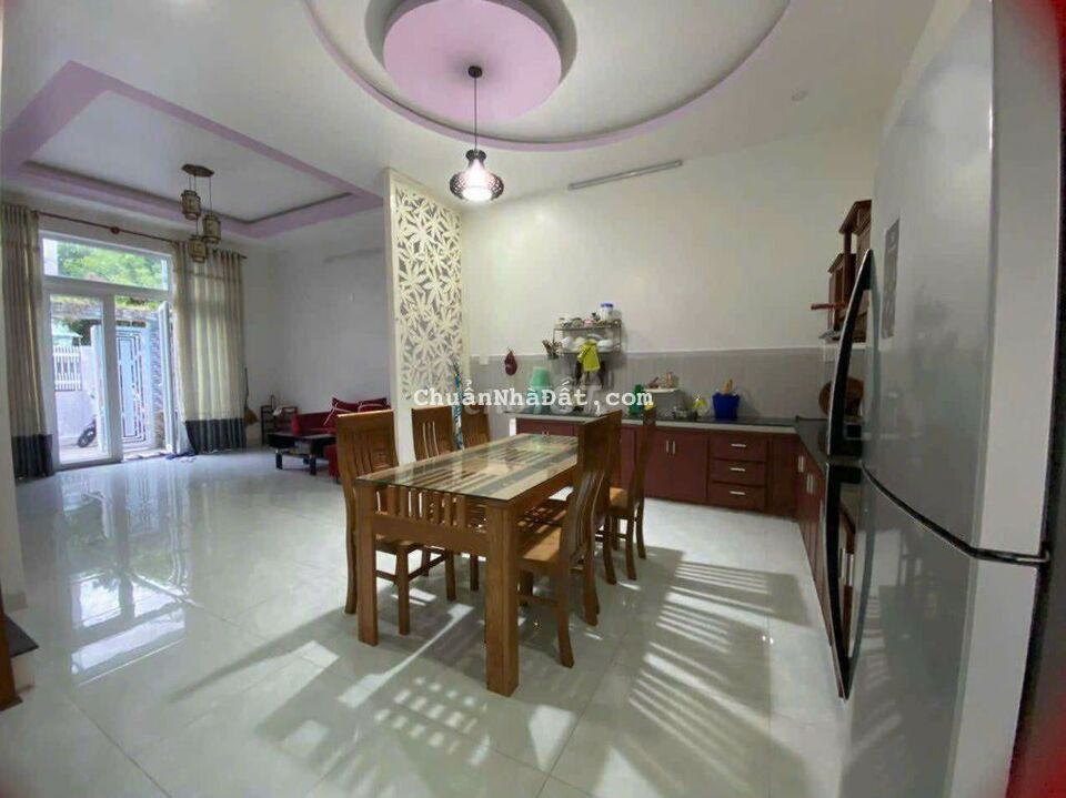 NHÀ 3 TẦNG SÂN VƯỜN KHU HỒ XUÂN HƯƠNG