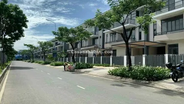 NHÀ PHỐ LAVILA KIẾN Á 4PN 4WC FULL NỘI THẤT
