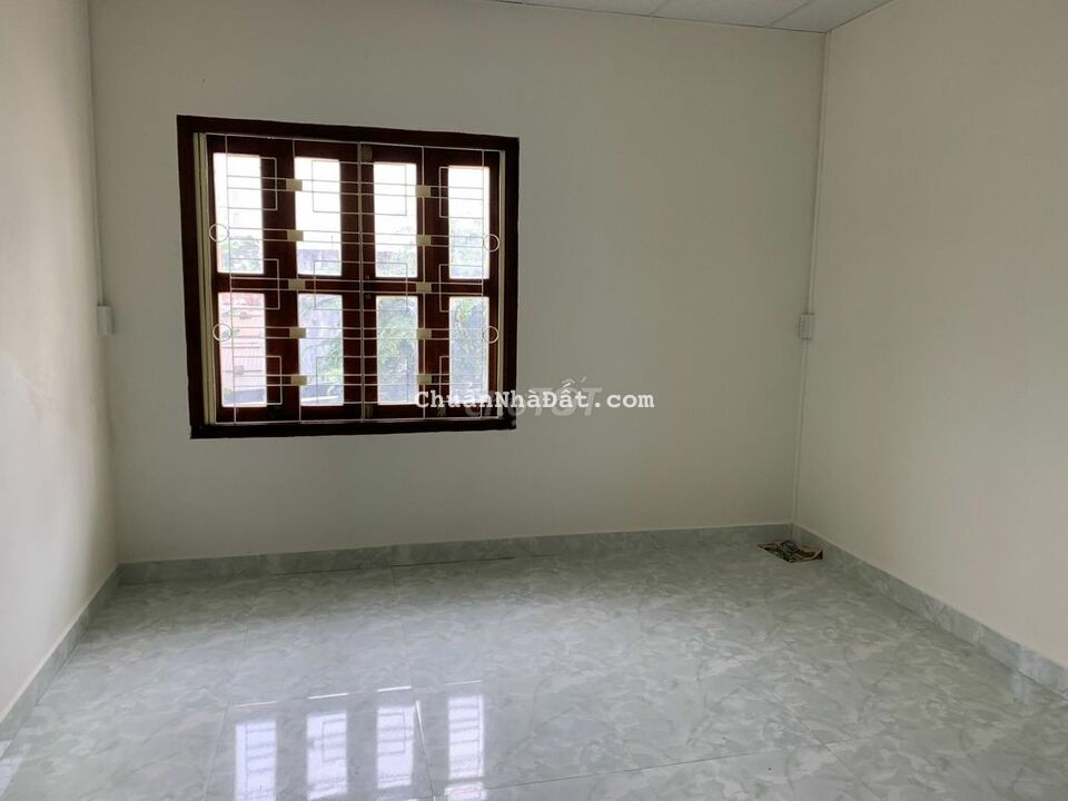 Cho thuê nhà nguyên căn hẻm paster 2PN c biển 100m giá rẻ 4tr5/tháng