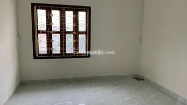 Cho thuê nhà nguyên căn hẻm paster 2PN c biển 100m giá rẻ 4tr5/tháng