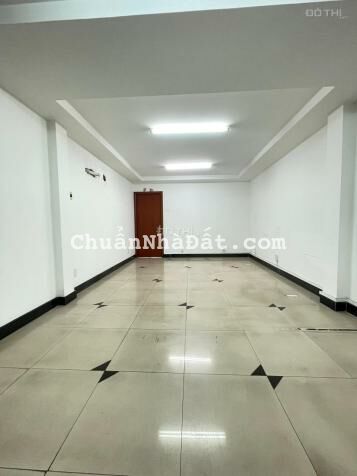 Cho thuê nhà 1 trệt lững 2 lầu mặt tiền đường lý tự trọng, ninh kiều, cần thơ, có tầng trệt đậu xe