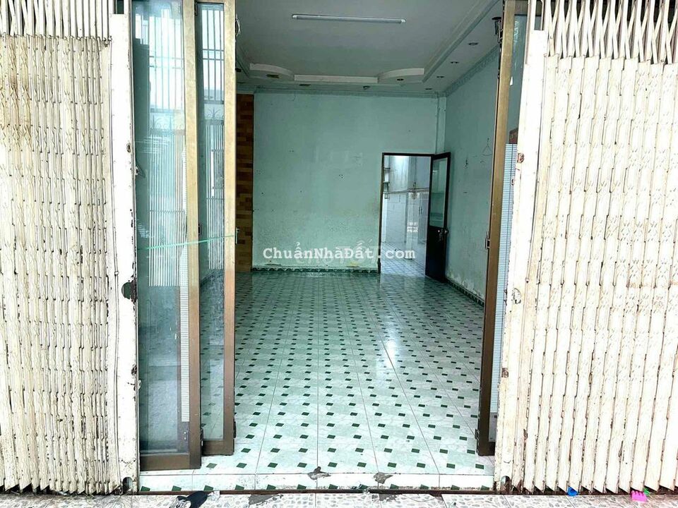 cho thuê nhà 2 lầu Nguyễn giản thanh chợ Thuốc Quận 10, 11tr/tháng.