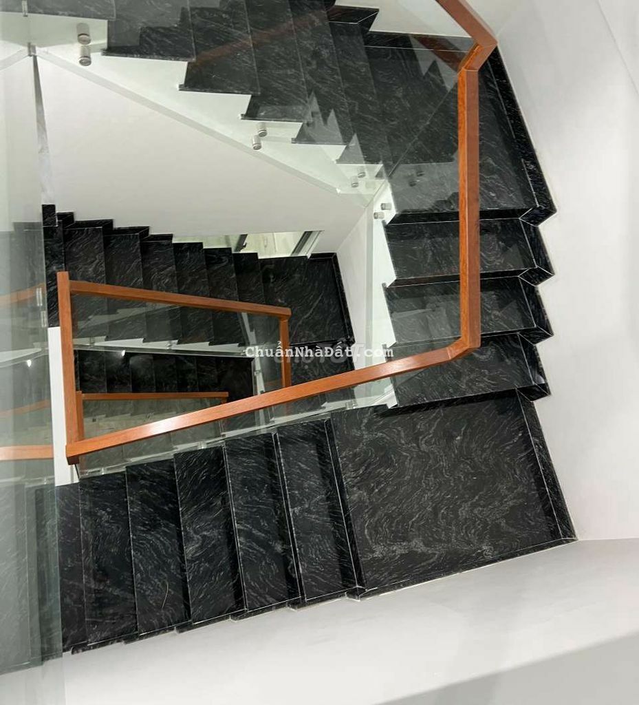 *HIẾM* Nhà mặt tiền Cư Xá Bình Thới DT:4x20m,3 lầu , 5PN 5WC