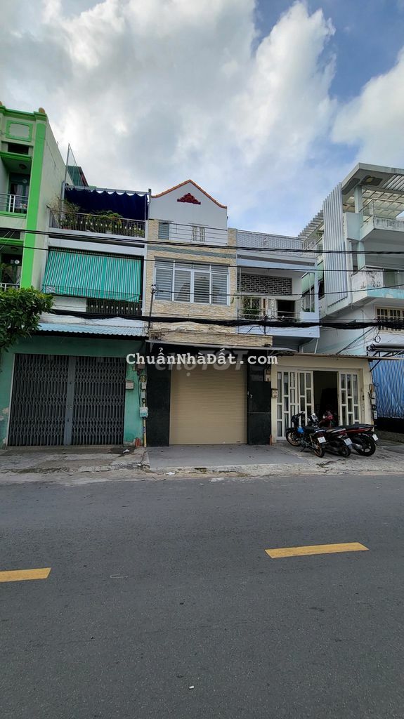 Nhà MT Nguyễn Chí Thanh Q11 4x22m 2L 6pn 25 triệu