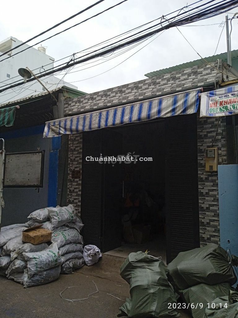 Cho thuê nhà Nguyên ngay Chợ Lạc QuangDT4X25m,gác lửng 4X15m hẻm thông