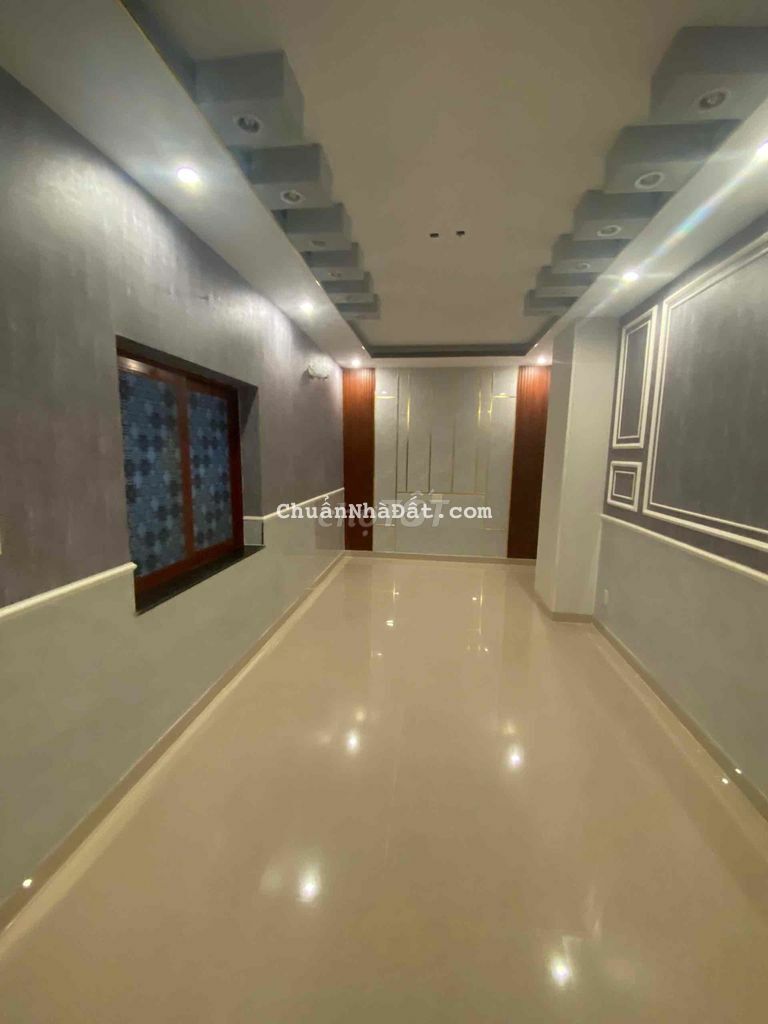 Nhà mới, chưa ai ở,ngay Ngã 4 ga, 7x17m