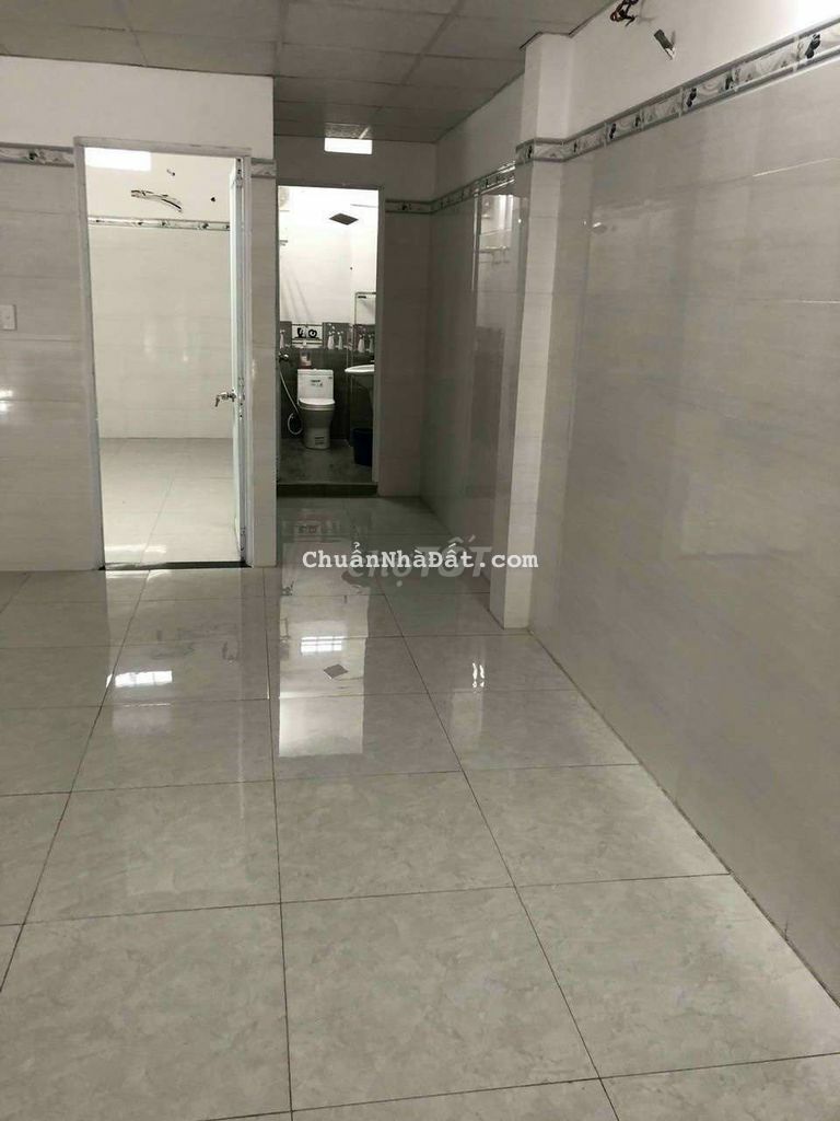 CHO THUÊ NHÀ DIEN TÍCH KHỦNG.