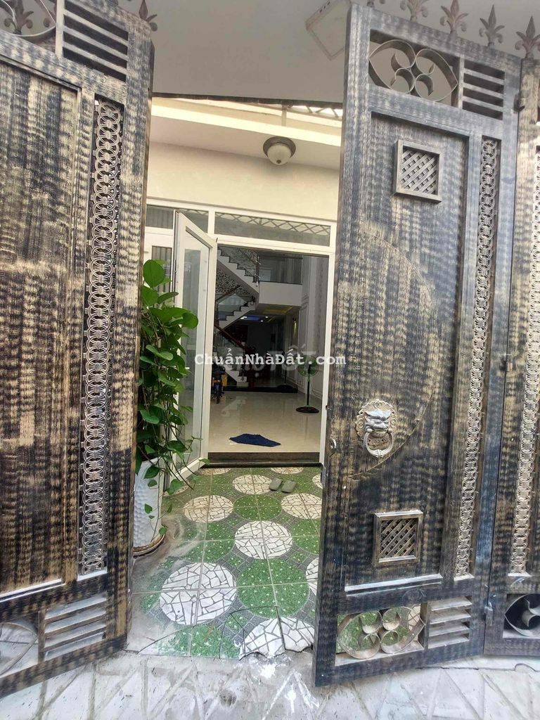 Nhà Đẹp Tô Ngọc Vân 4*15. trệt lửng 2lầu 4pn. Giá 9tr